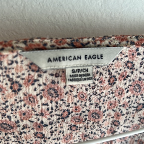 American Eagle shirred waist, crop top. Bohemian style adorable top - Picture 2 of 5